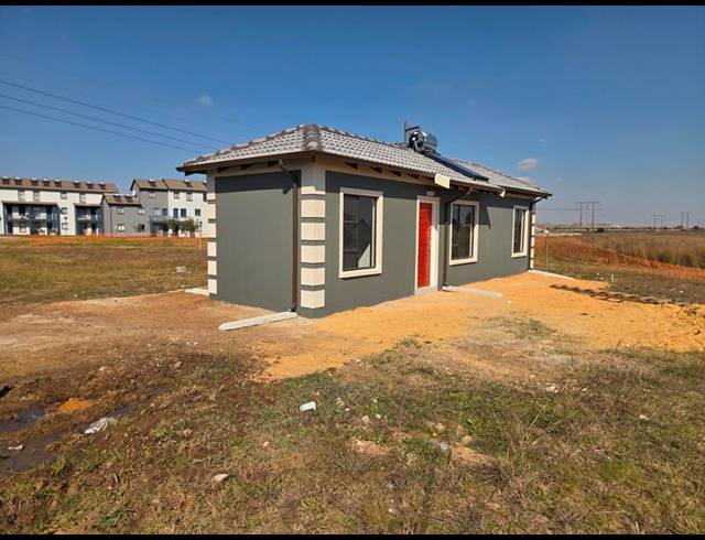 3 BEDROOM HOUSE FOR SALE IN SELCOURT